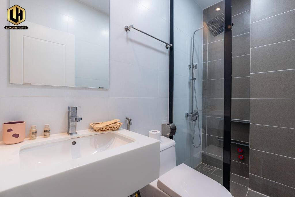 Luxury Home Sai Gon 2 Bandar Ho Chi Minh Luaran gambar